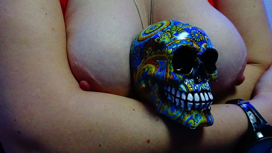 A picture collection of EstefaniaErotica breasts