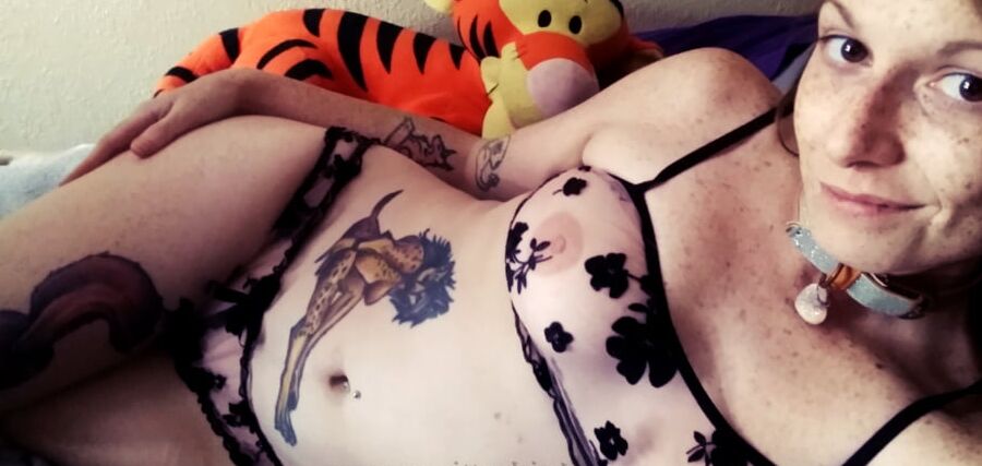 New! 2022 Nude and Lewd selfies!
