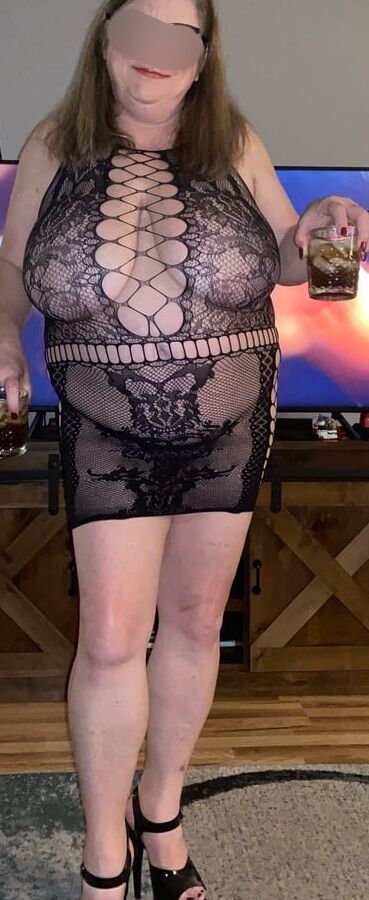 Sexy BBW wife
