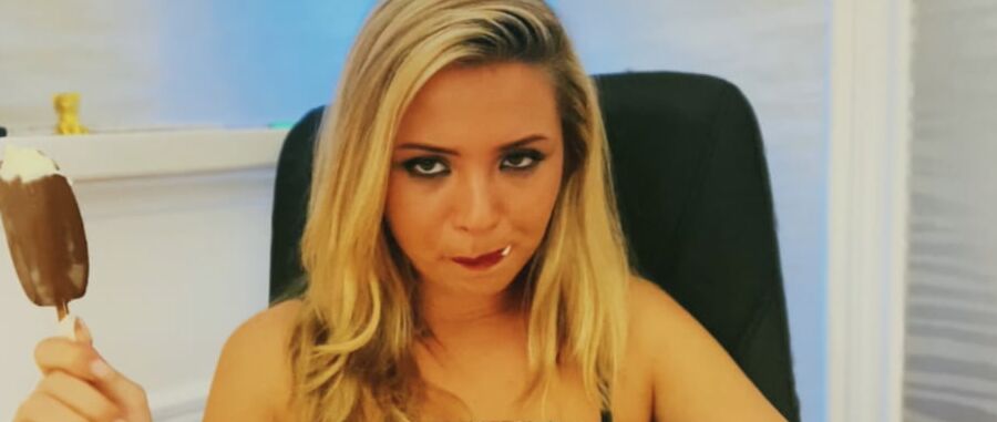 I wish it would be ur cock