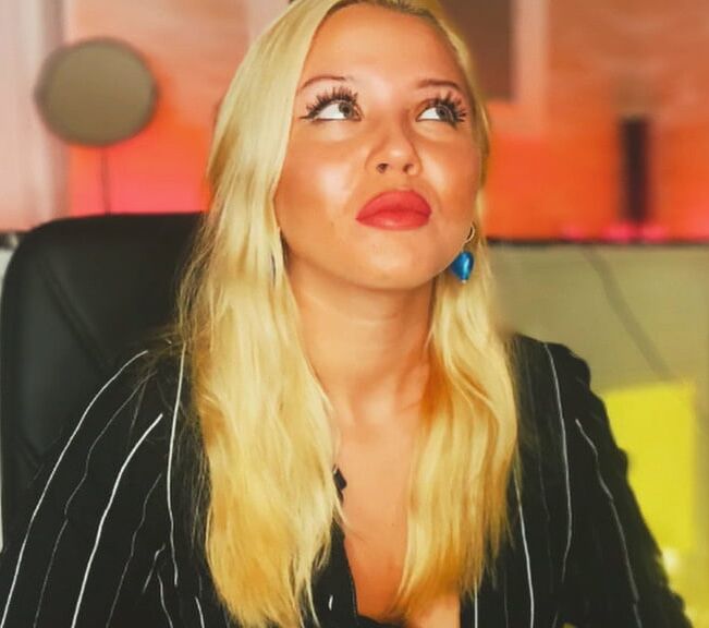 So sexy girl