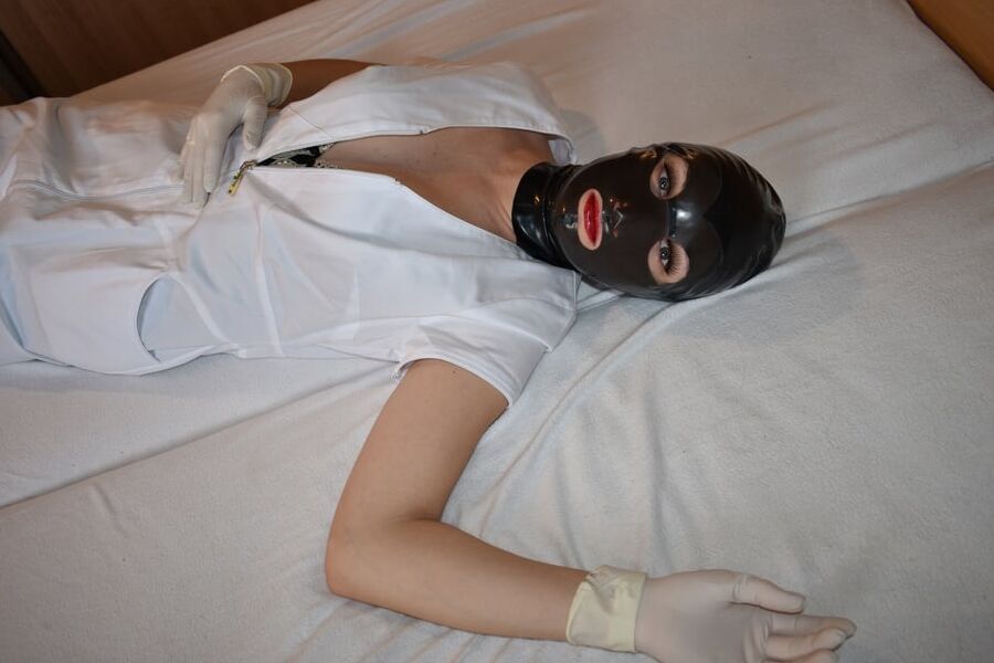 Latex Dominatrix Doctor