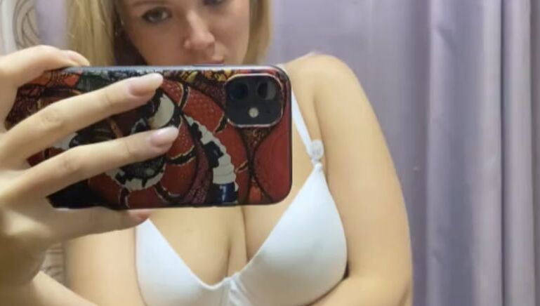 Public whore stuff fitting room
