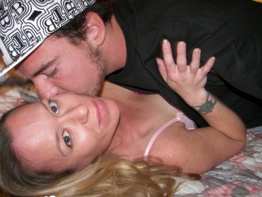 Sexy neighbor wanted to cheat on her man