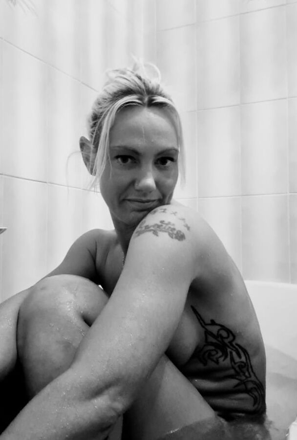 Hot wife delights