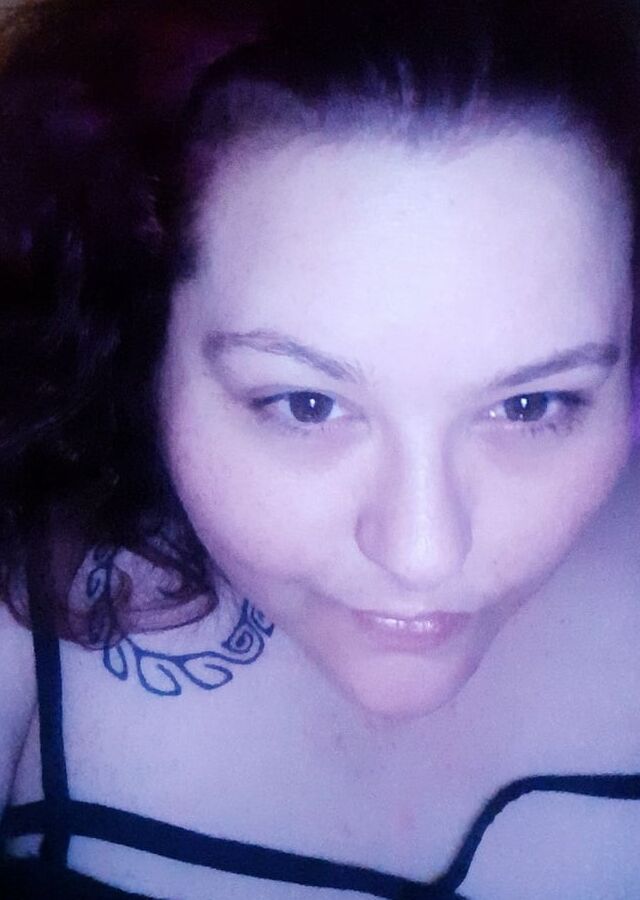 Fat Slut Melanie Shows Fat Udders N Cunt