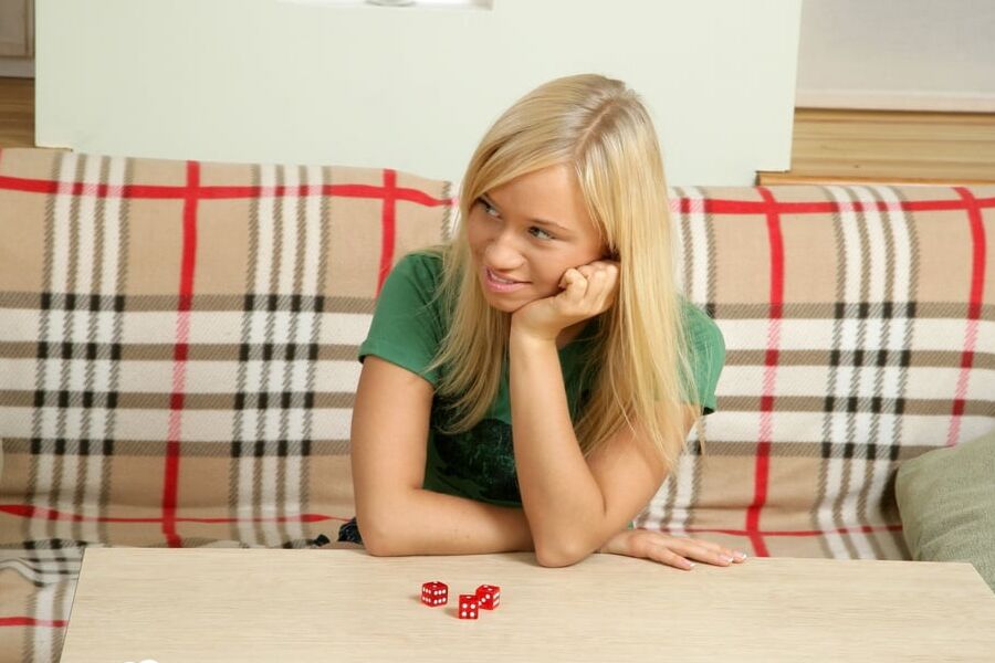 Seducing my cute blonde friend for some scissoring