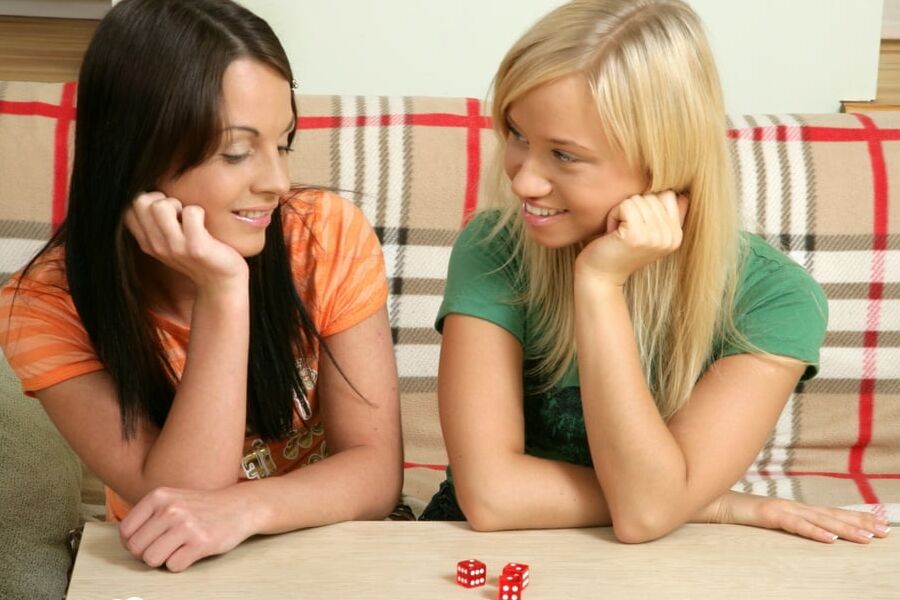 Seducing my cute blonde friend for some scissoring