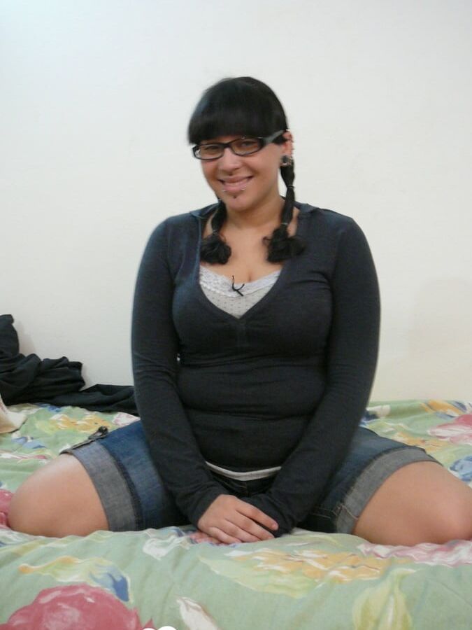 Nerdy babe will make your dreams come true