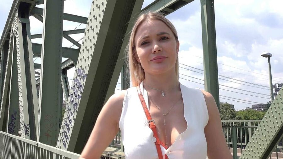 GERMAN SCOUT - MODEL VERENA MAXIMA PICKUP AND LOST PLACE SEX