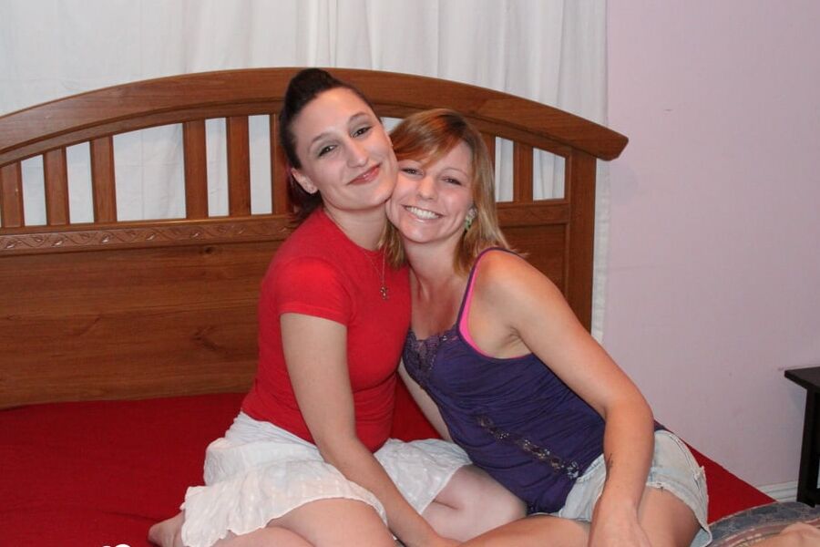 I love scissoring with my best friend