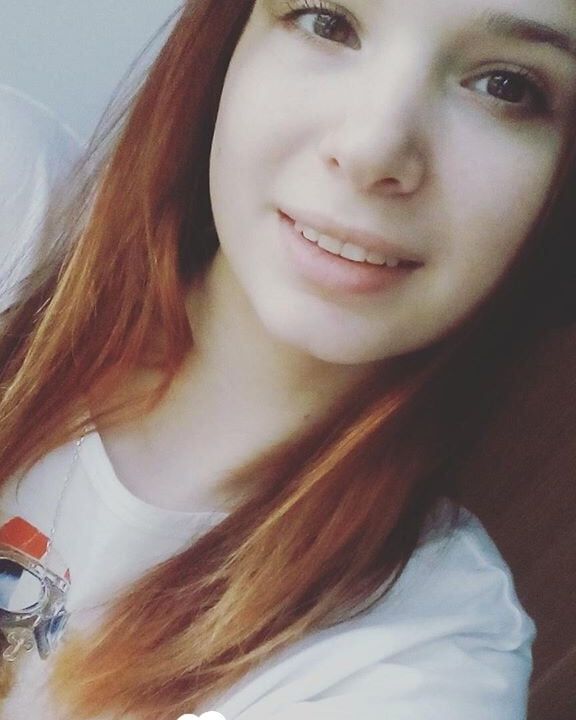 Beautiful sexy teen having some naked fun