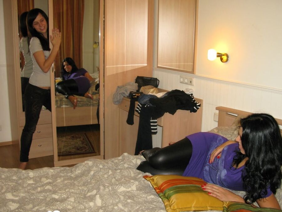 Stunning lesbian beauties try out some 69