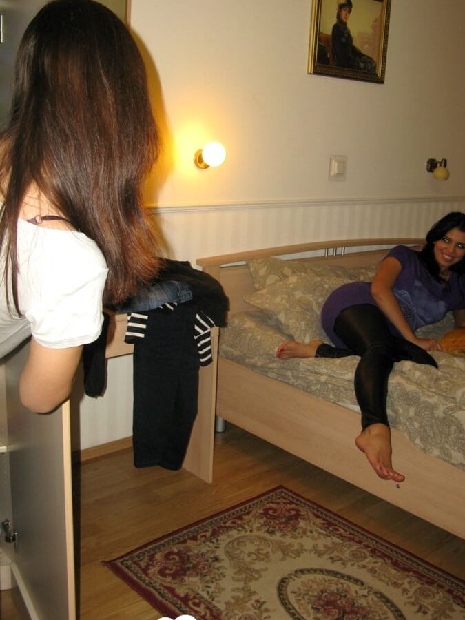 Stunning lesbian beauties try out some 69