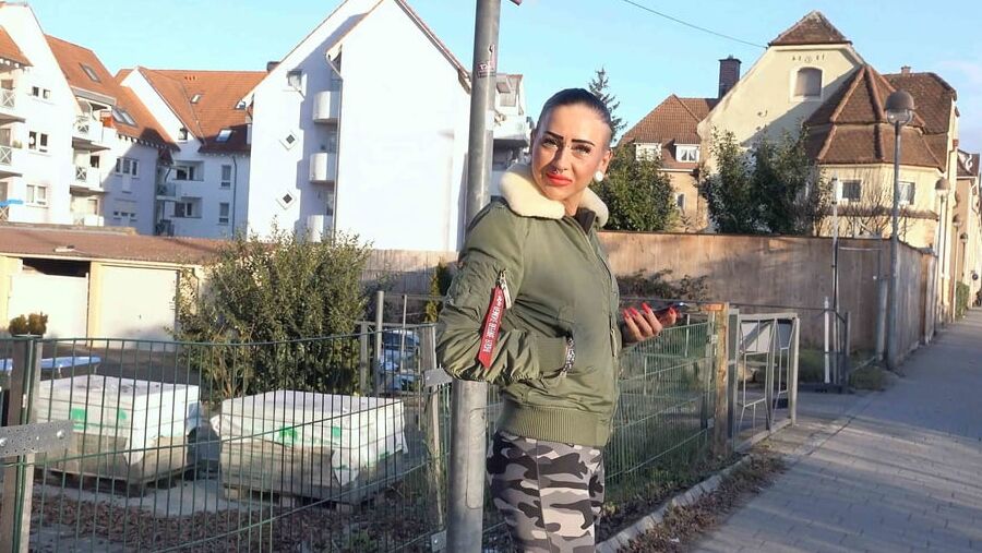 GERMAN SCOUT - FIT GERMAN FEMDOM TEEN KATHARINA PISS WHILE F