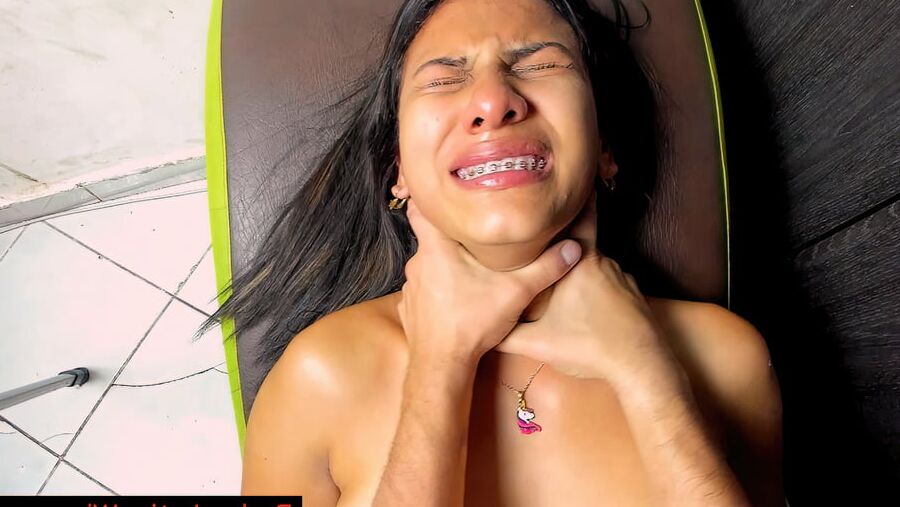 Innocent Amateur Candy Cries From First Anal During Casting