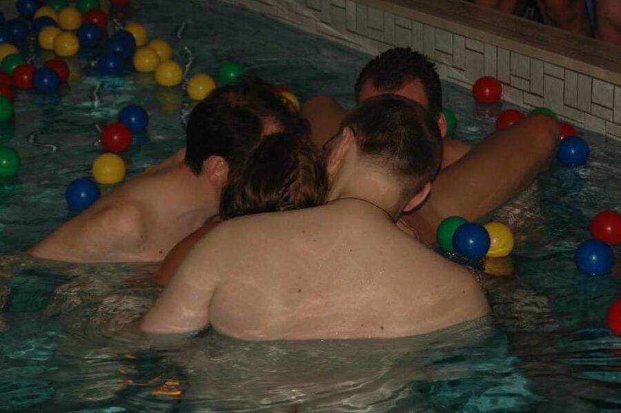 Gangbang & pool party in Maintal (germany) - part 2