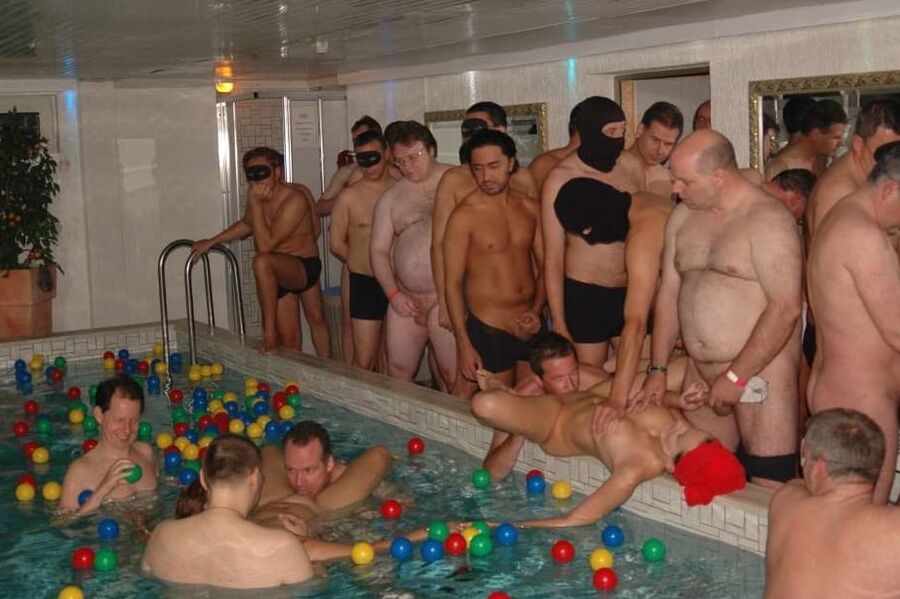 Gangbang & pool party in Maintal (germany) - part 2