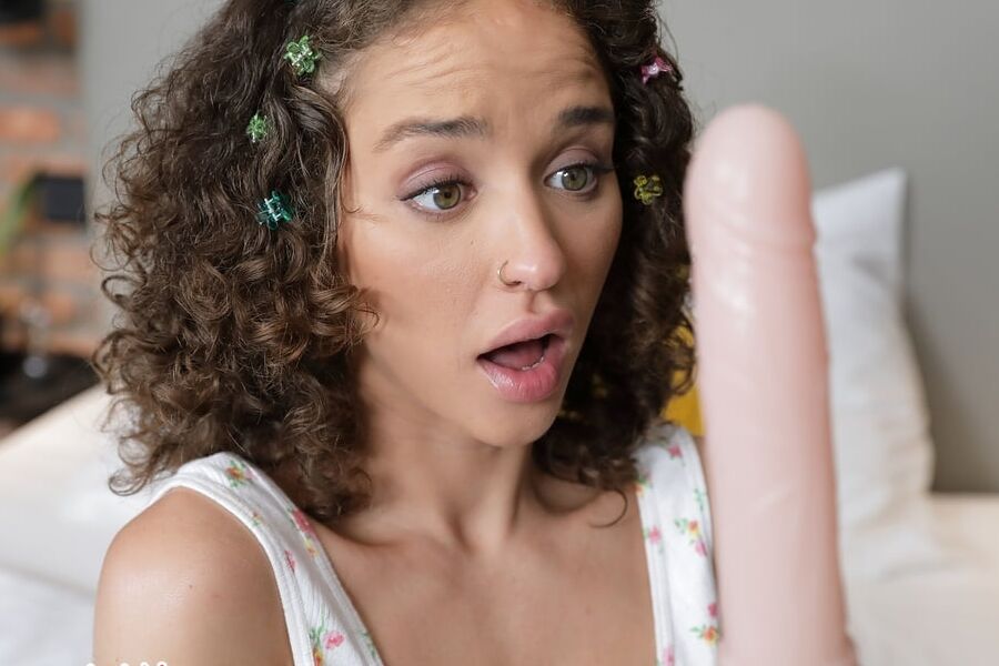 Cock hungry stepsister Geisha Kyd gets big cock