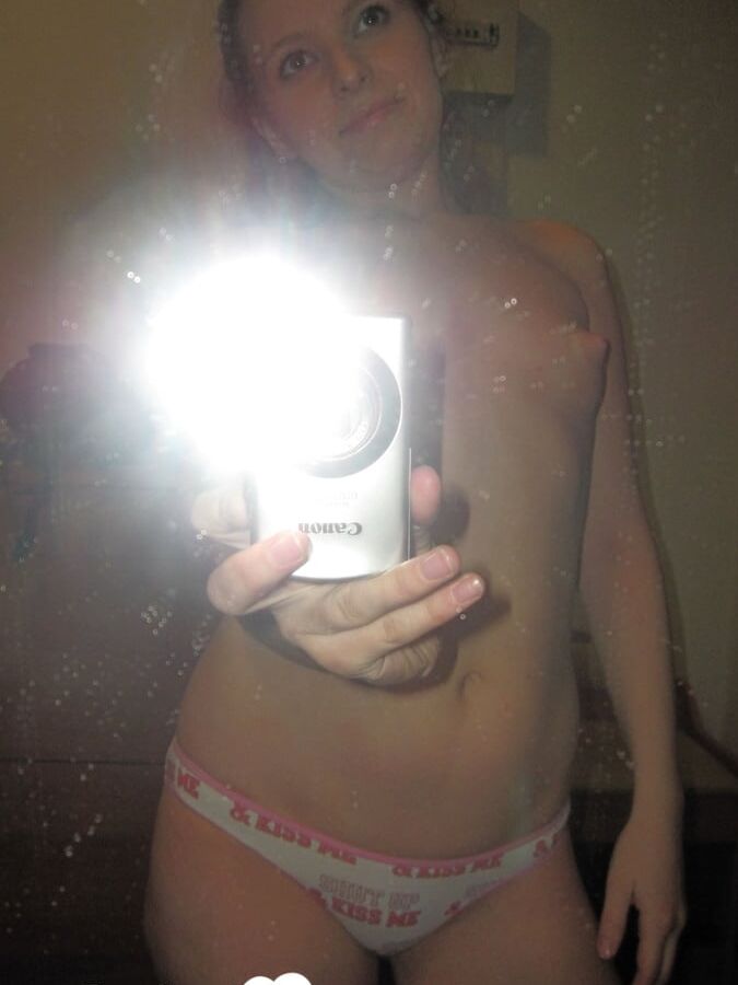 Cute neighbor takes a couple of nude selfies