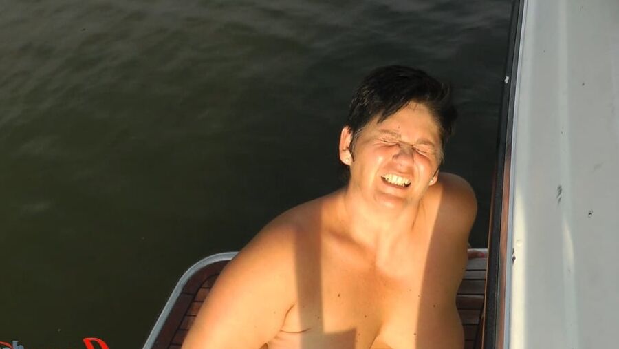 Annadevot - Boat Special: pissing and masturbating From bath