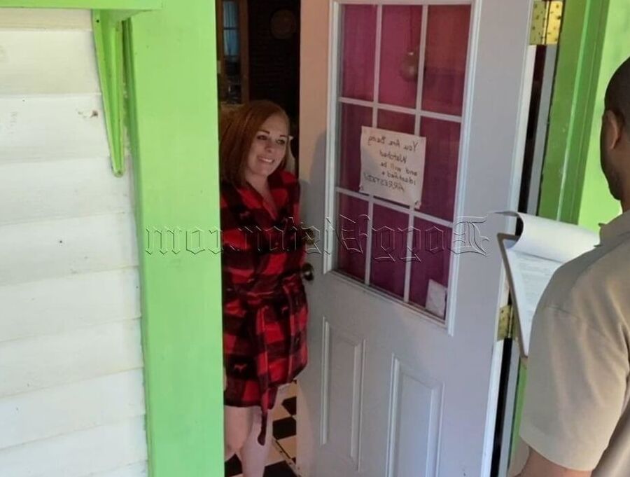 Home Delivery Creampie Gone Wrong
