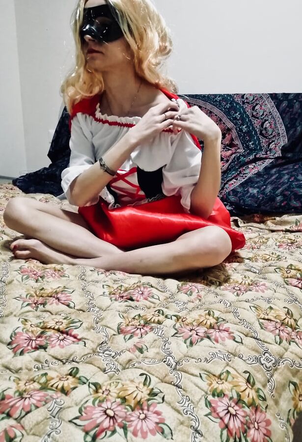 Maja Amateur wife cosplay of Little Red Riding Hood