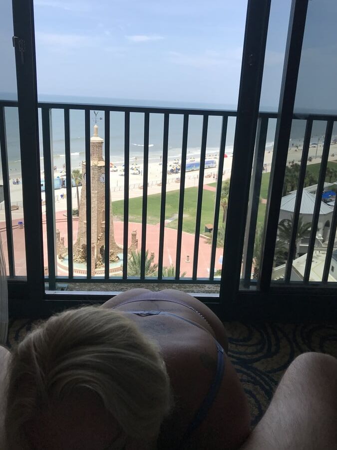Milf slut taking her Sir's cock at Daytona Beach