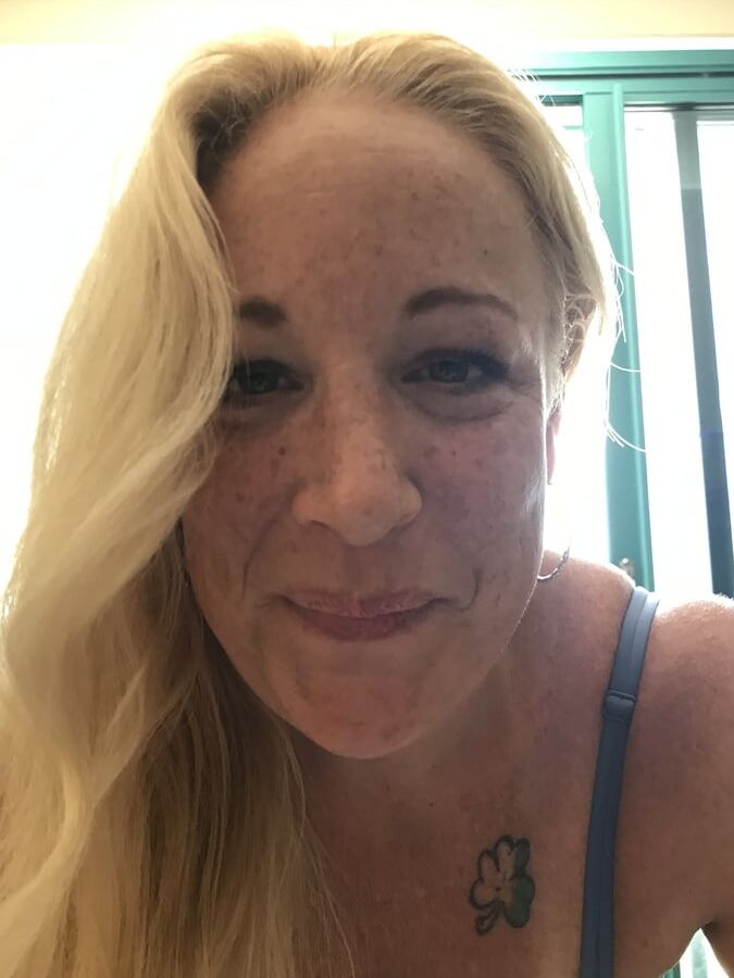 Milf slut taking her Sir's cock at Daytona Beach