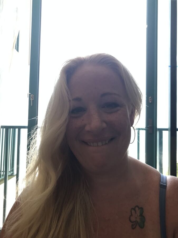 Milf slut taking her Sir's cock at Daytona Beach