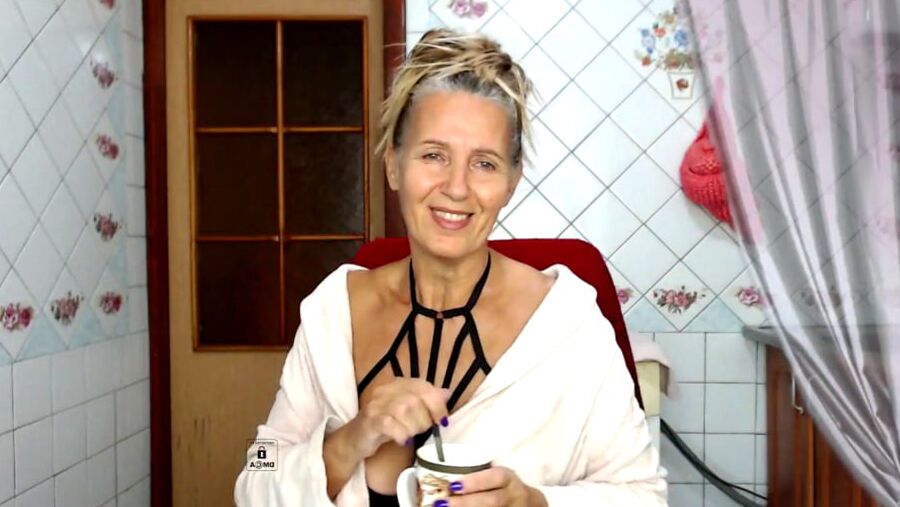 Lukerya in black straps