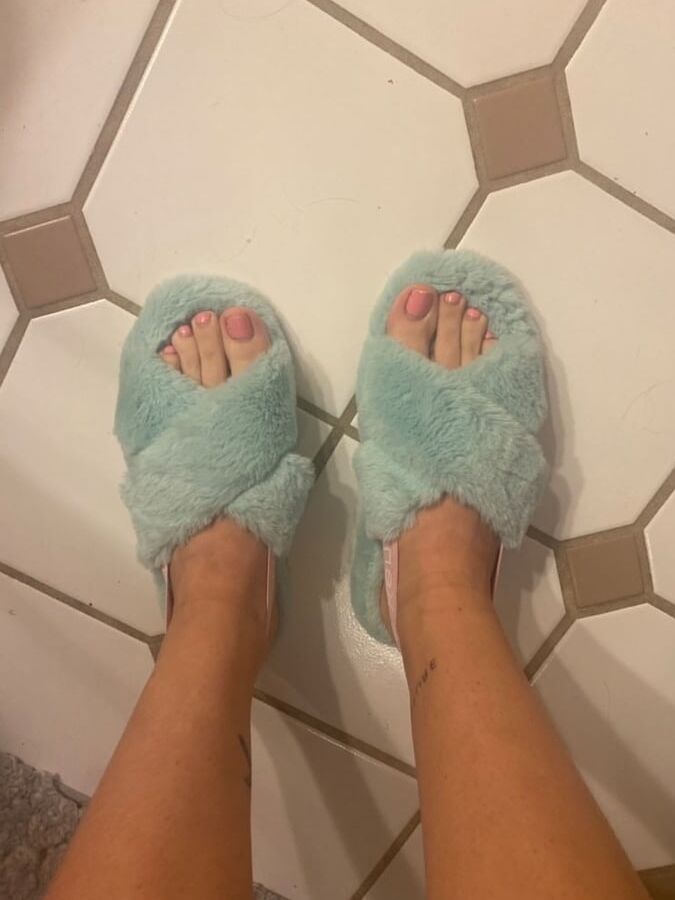 Feet Pics