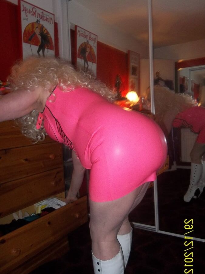 DIRTY PINK