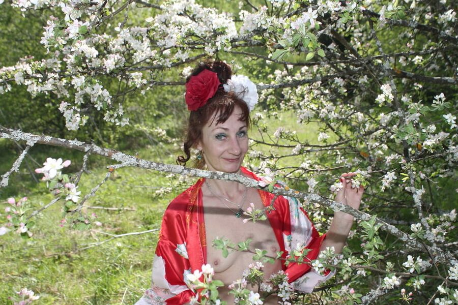 In White Flowers II