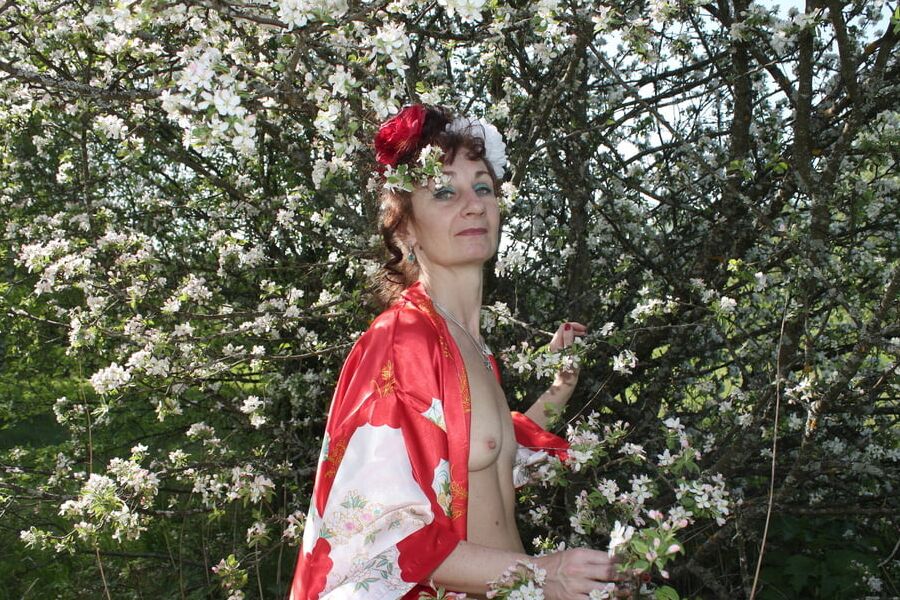 In White Flowers II
