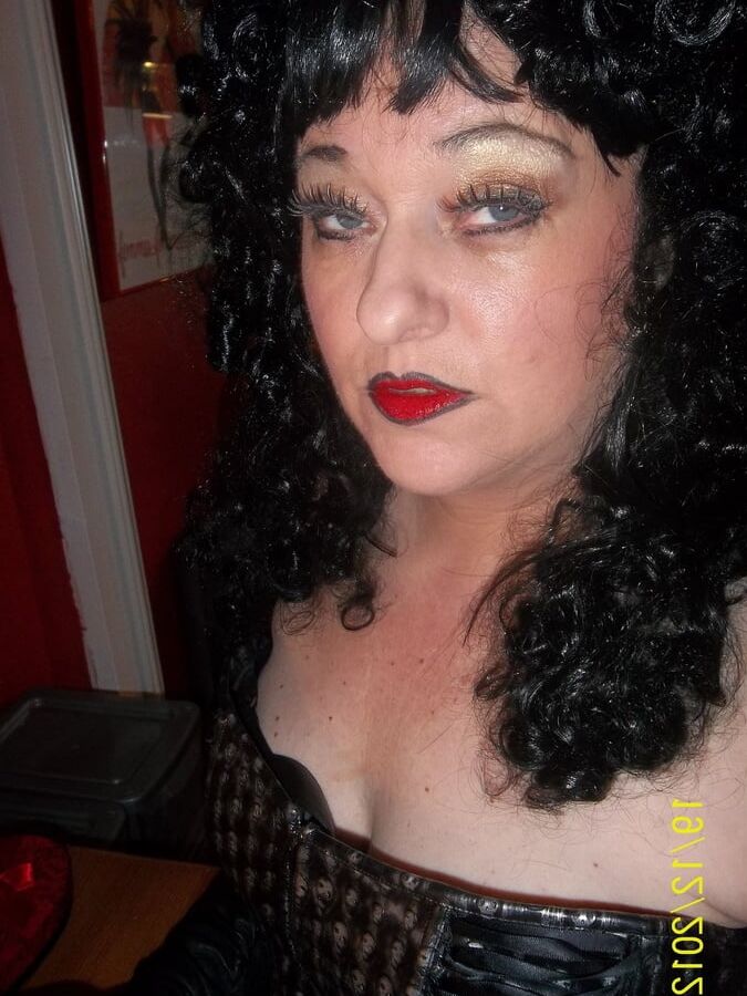 SHIRLEY SMOKING SPUNK SEX