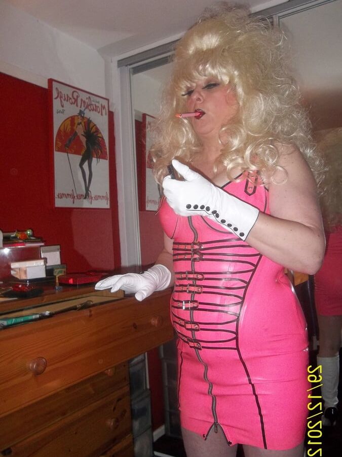 DIRTY PINK