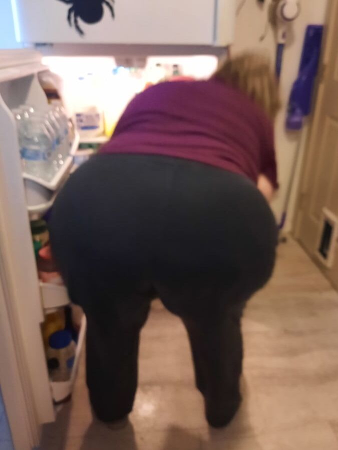 BBW Wife Sunday Morning Nudes