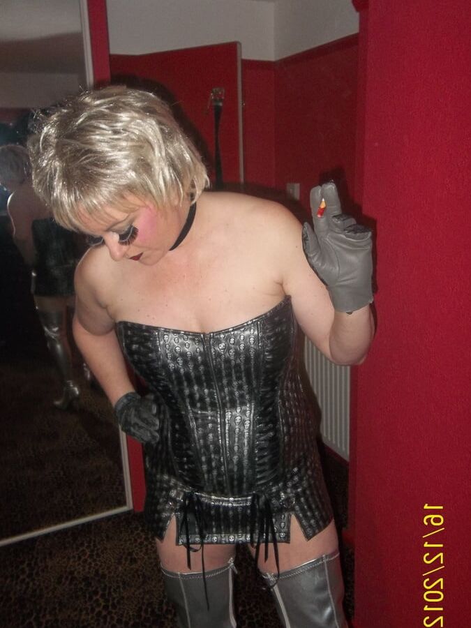 GREY SILVER WHORE