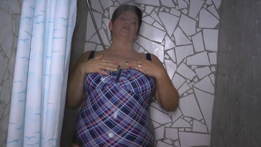 Annadevot - In SWIMSUIT under the SHOWER