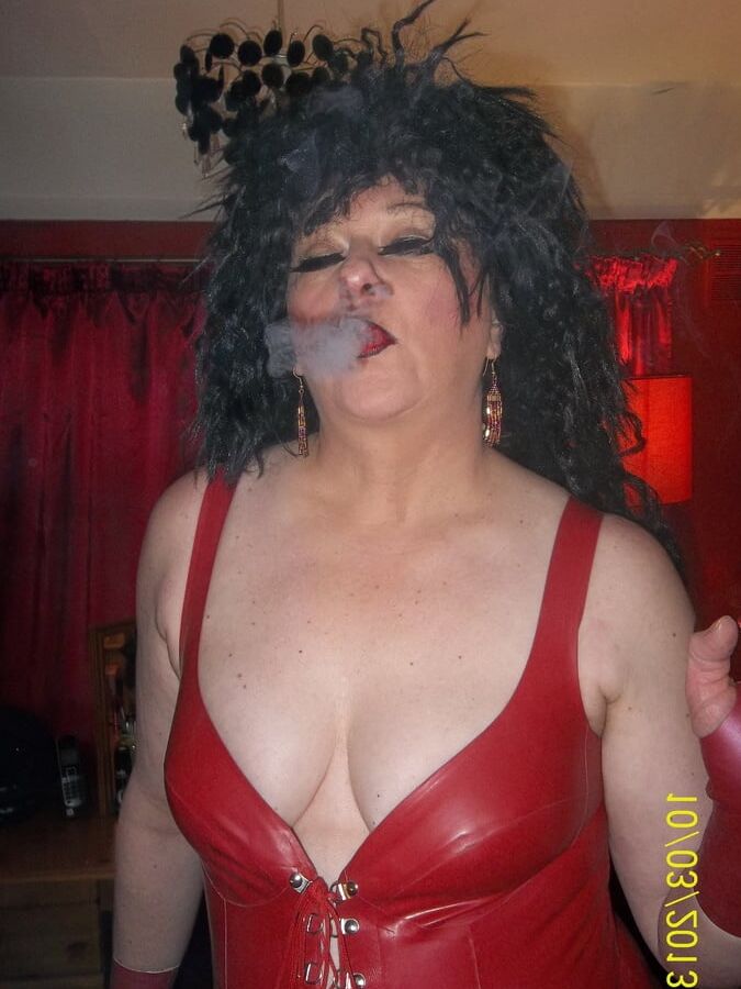 SHIRLEY SUNDAY