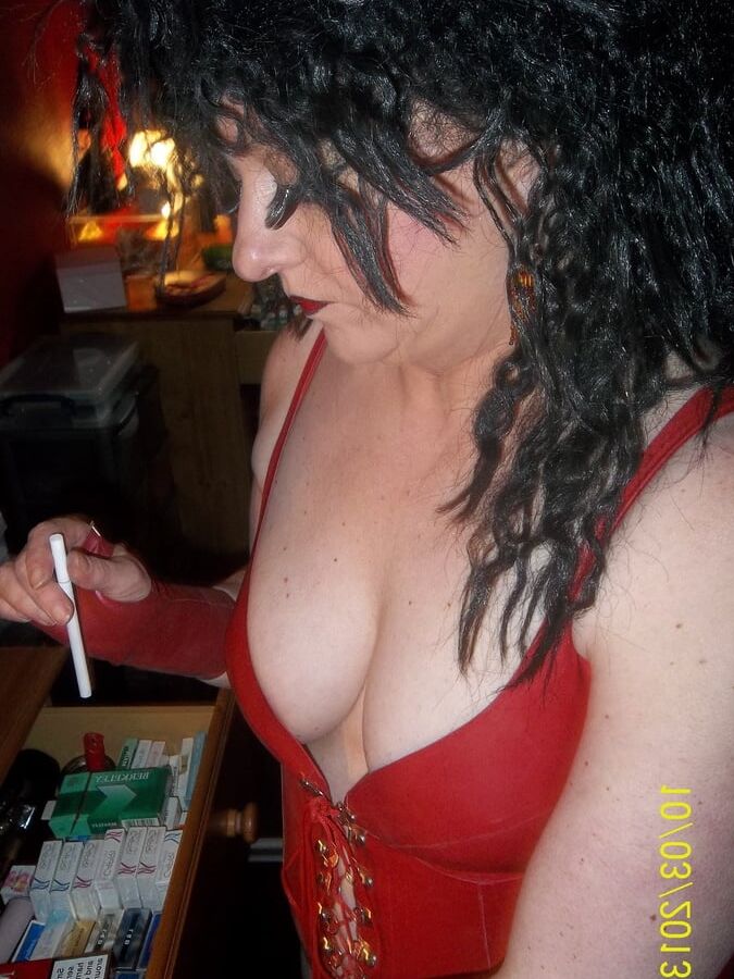 SHIRLEY SUNDAY