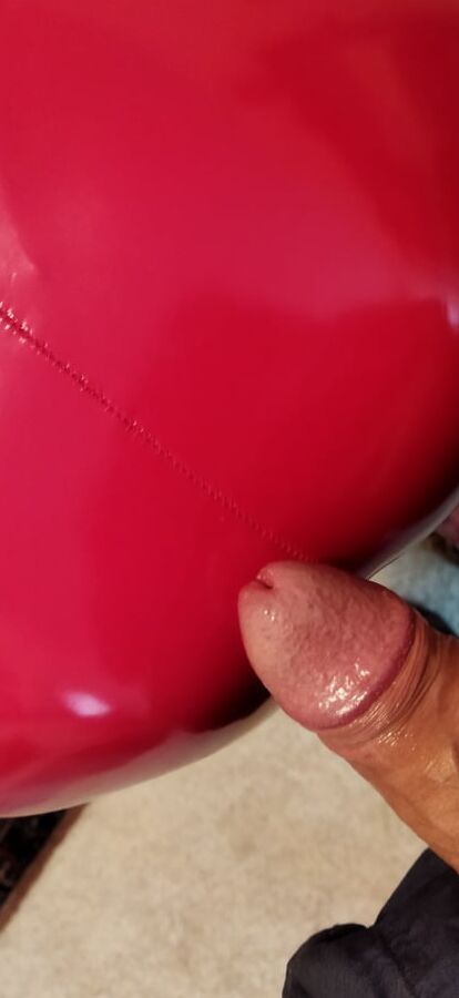 Latex slut