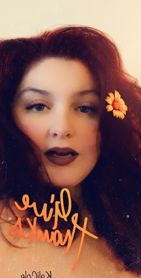 KaliCole Snapchat filter photos