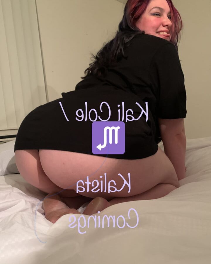 KaliCole Snapchat filter photos