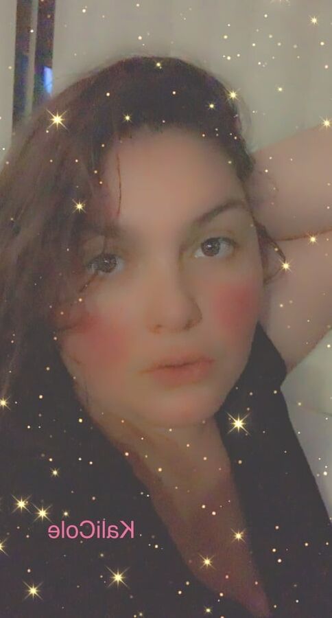 KaliCole Snapchat filter photos