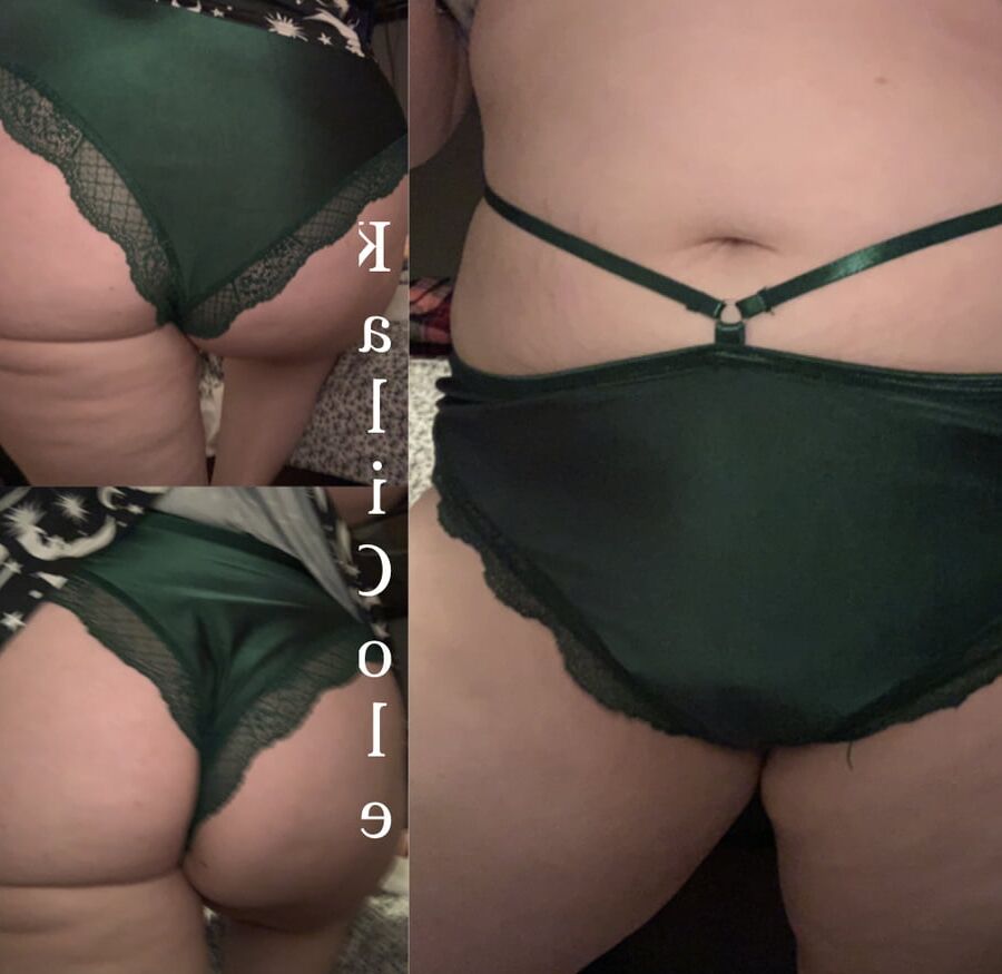 KaliCole Snapchat filter photos