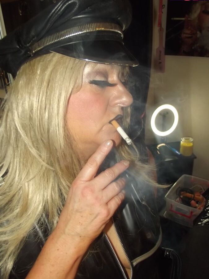 MISTRESS SMOKE PT 22