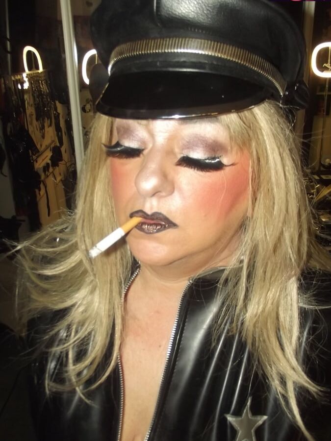 MISTRESS SMOKE PT 22