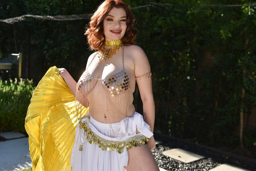 Annabel Redd - Busty Babes Rule The World